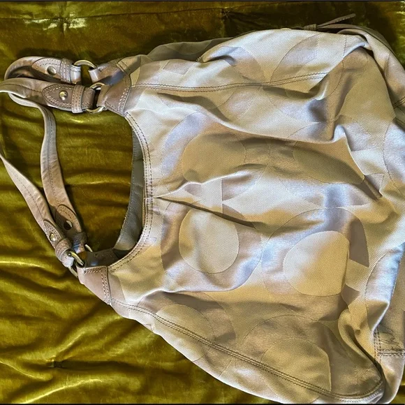 Coach logo shoulder bag - Picture 2 of 13